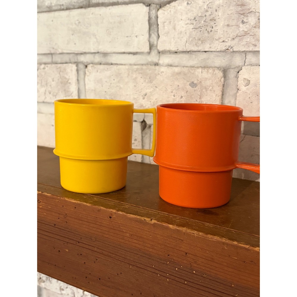 Vintage Tupperware Stackable Coffee Mugs bright yellow & harvest orange plastic